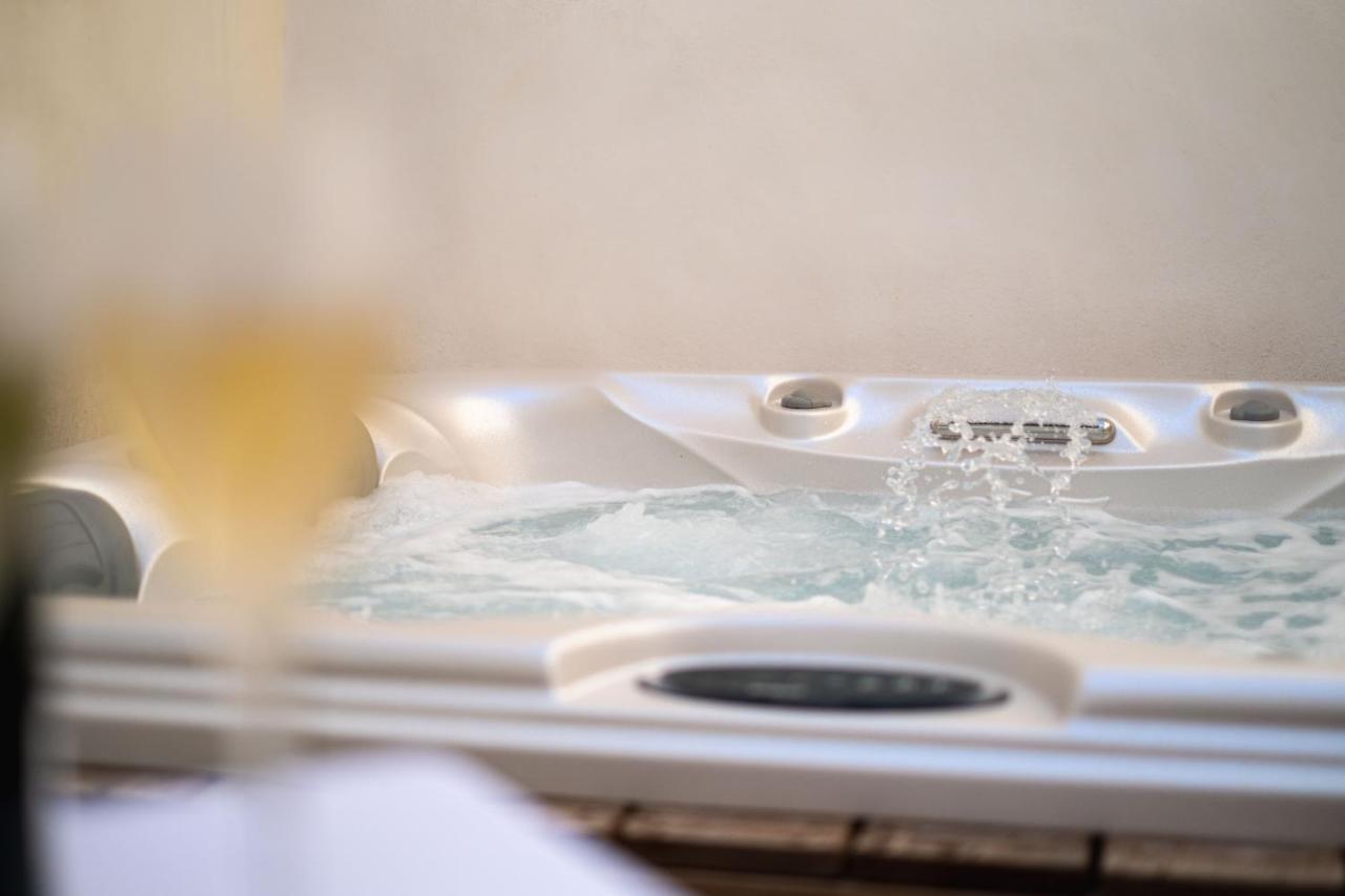L'Acqua Dolce - La Rochelle - île de Ré - Jacuzzi Apartment Exterior foto